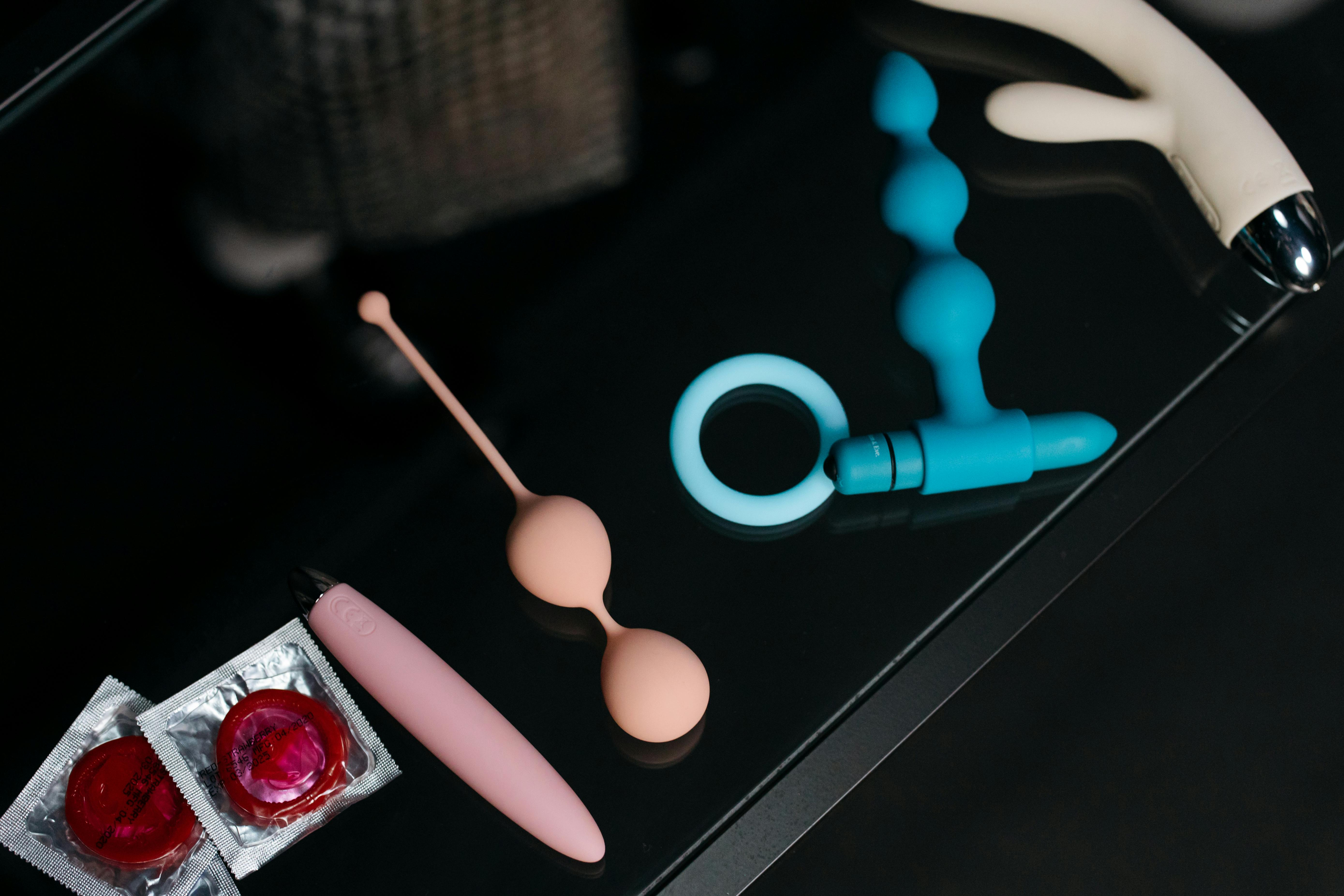 CwAdultNovelties